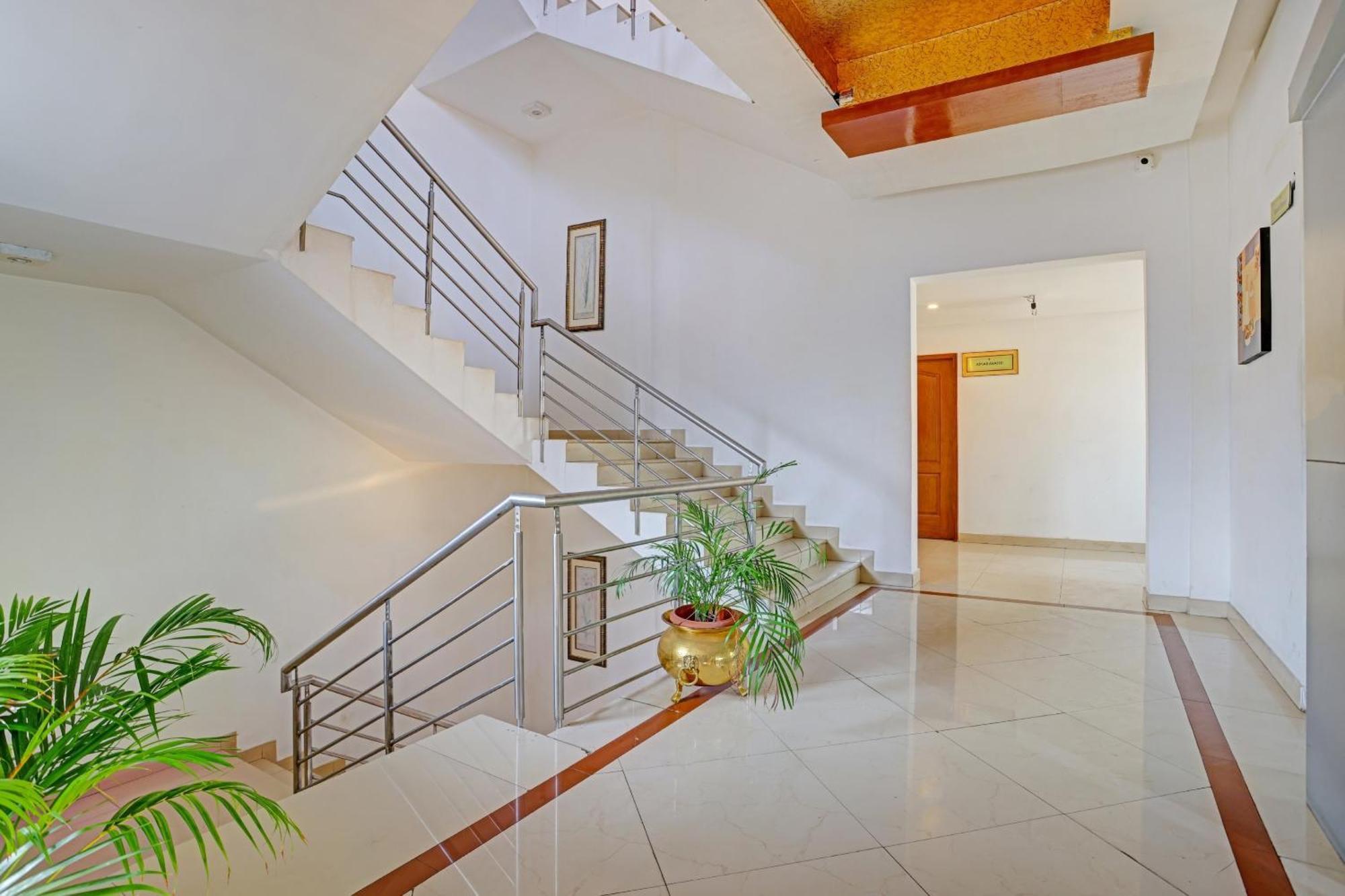 Hotel Super Collection O Indraprastha Thiruvananthapuram Zewnętrze zdjęcie